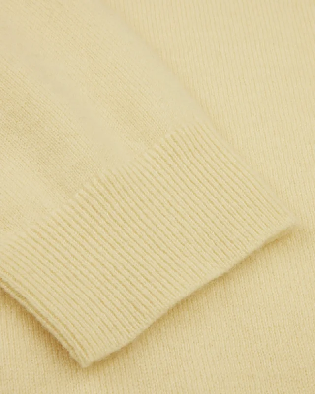 PALE YELLOW CASHMERE CREW NECK SWEATER