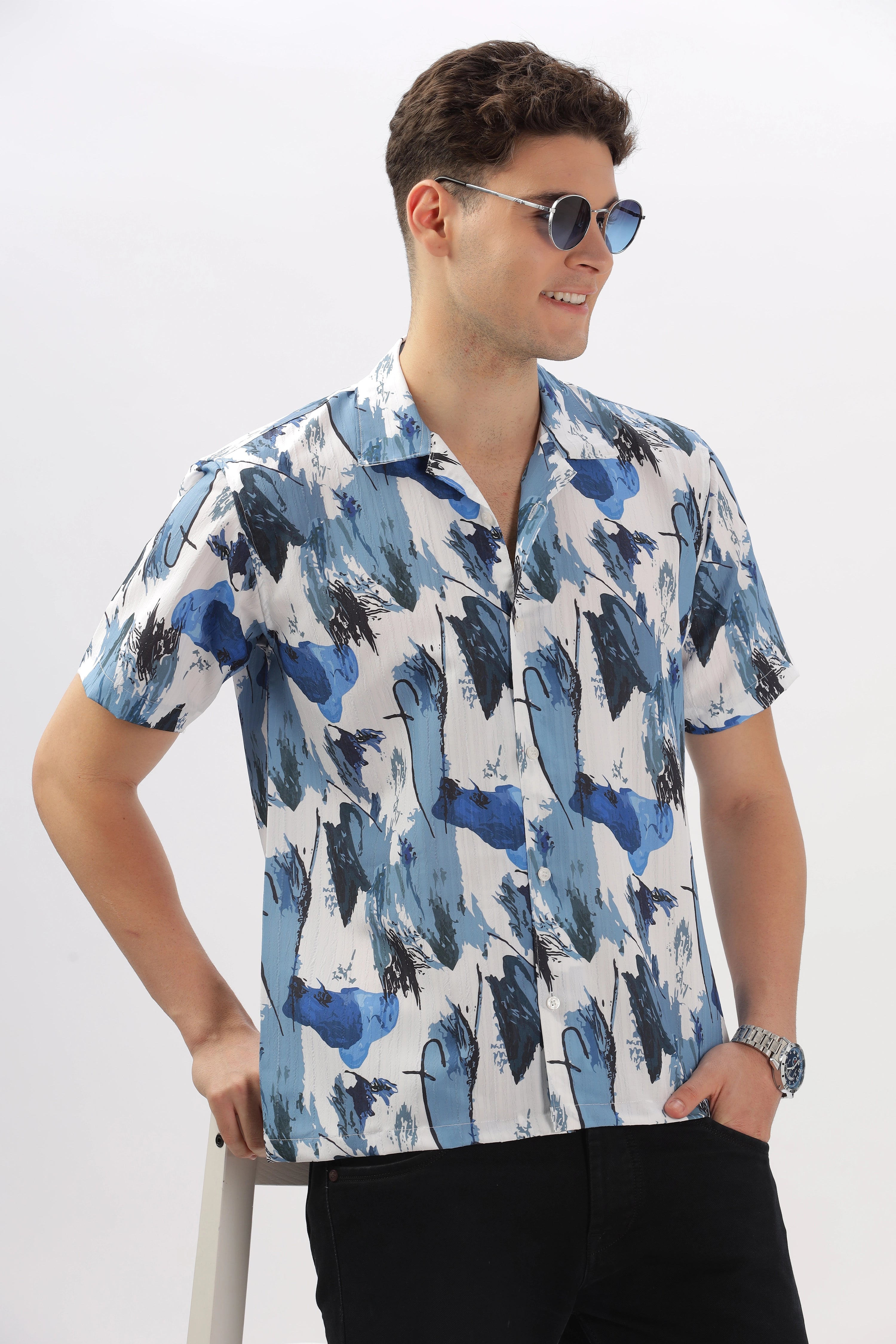 Blue abstract printed popcorn shirt