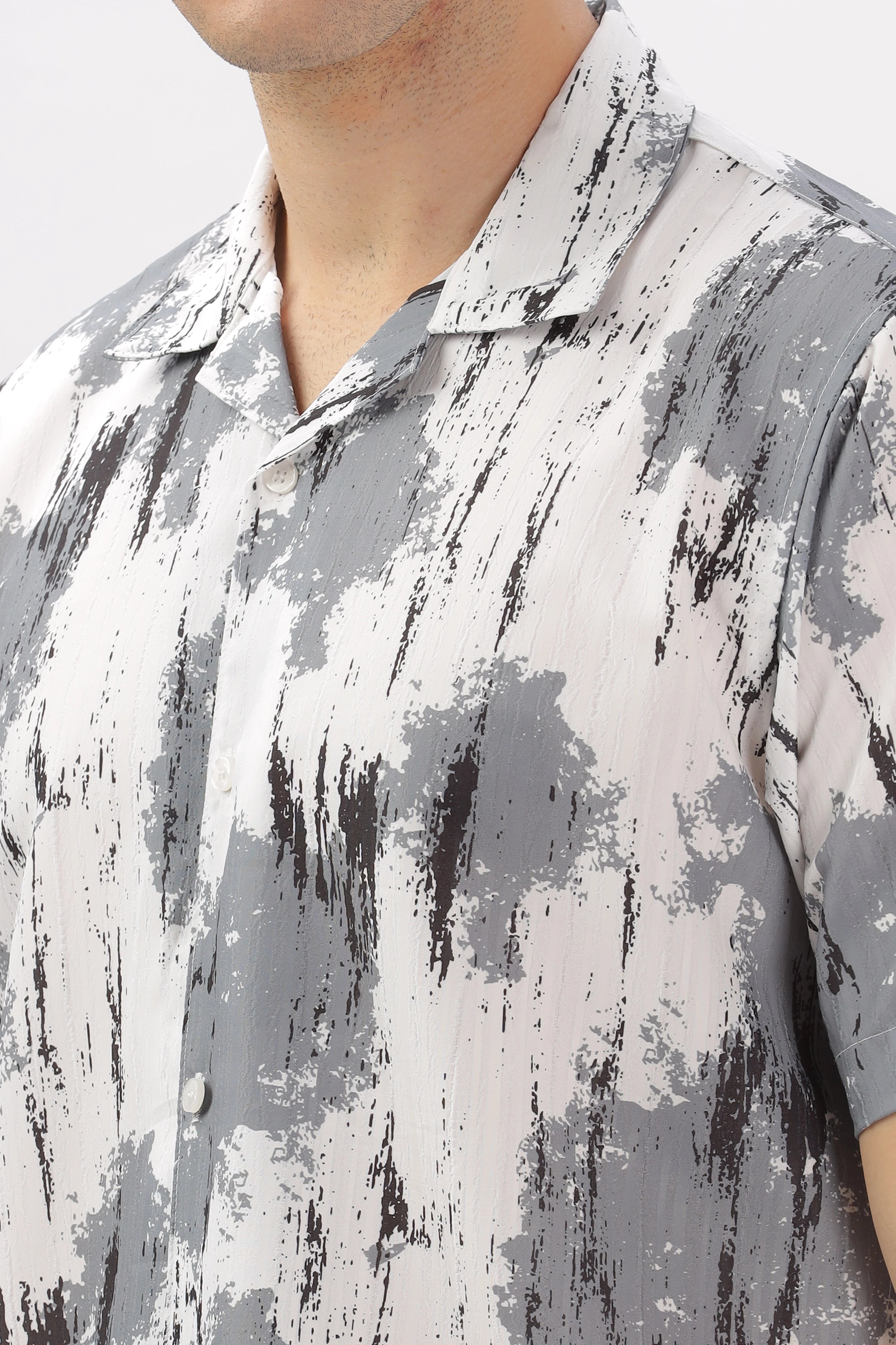 Grey abstract printed popcorn shirt