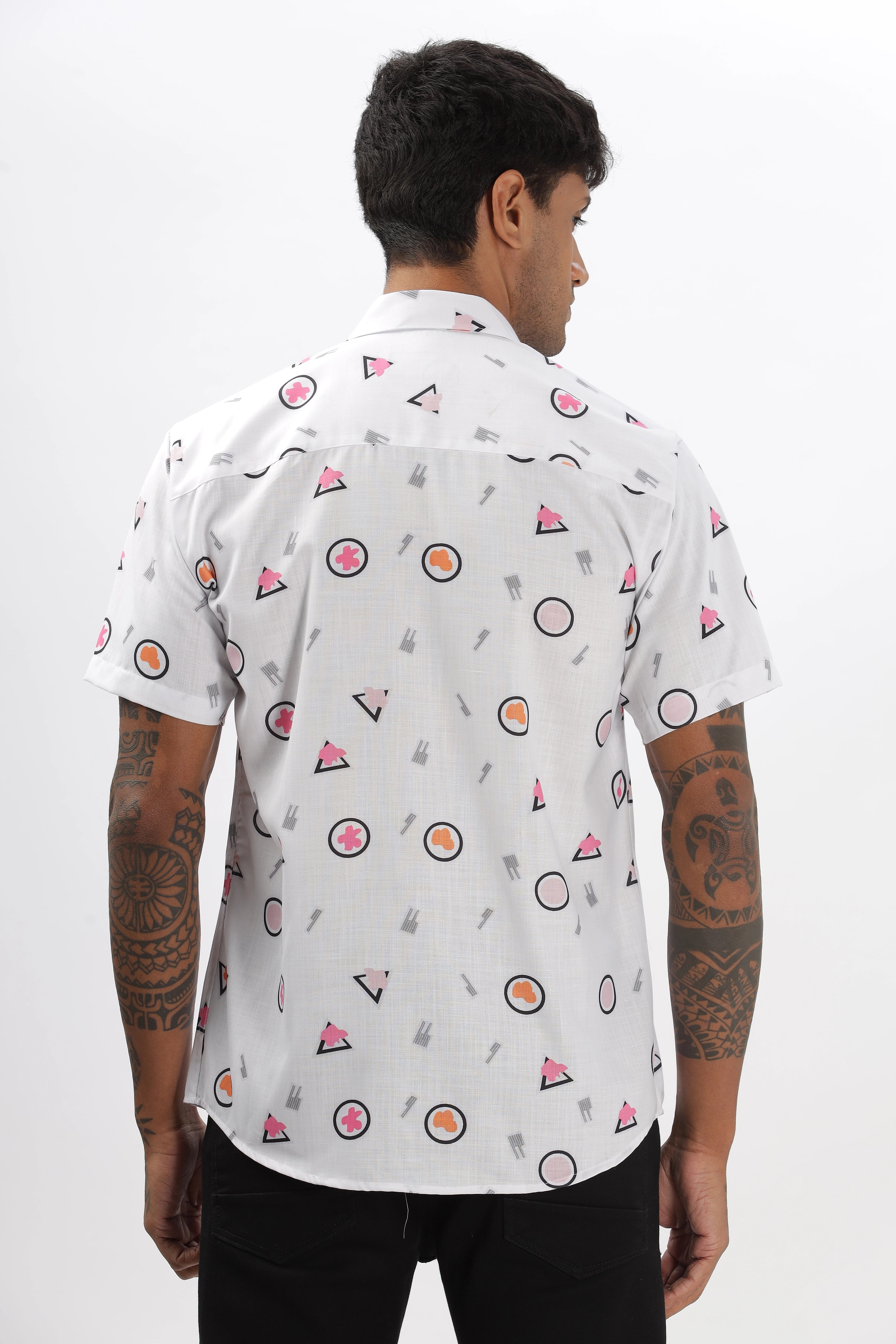 White triangle and round shape printed shirt