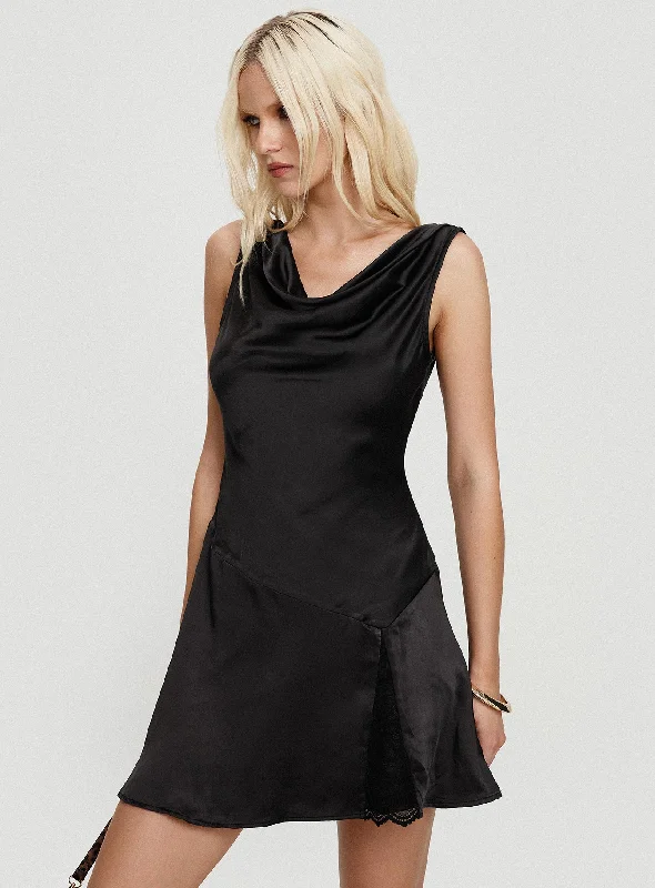 Old Money Mini Dress Black